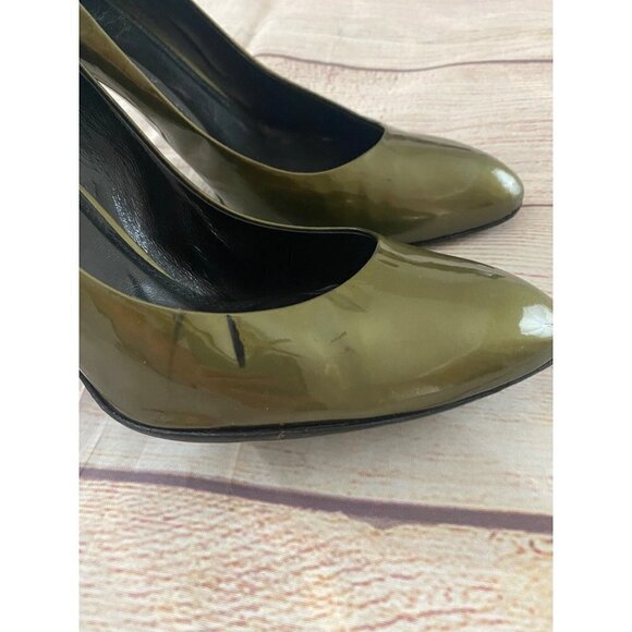 Burberry Women's Dark Nickel Patent Raised Dot Pumps - 41 (US 11) - Picture 6 of 13